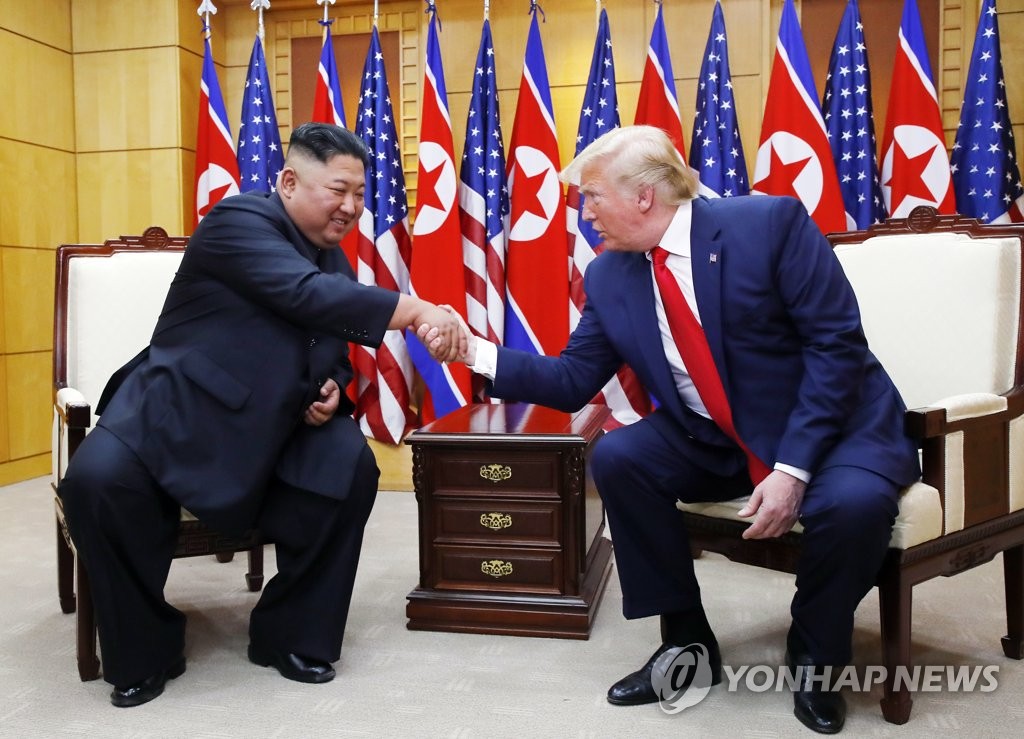 "미국, 대북 협상카드 없어…김정은, '트럼프 복귀' 주시할듯"