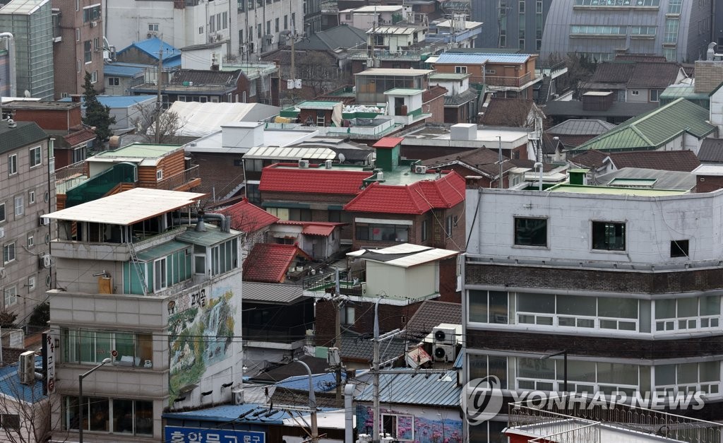 동자동 쪽방촌 소유주에 아파트 분양권…공공 재개발 탄력받나