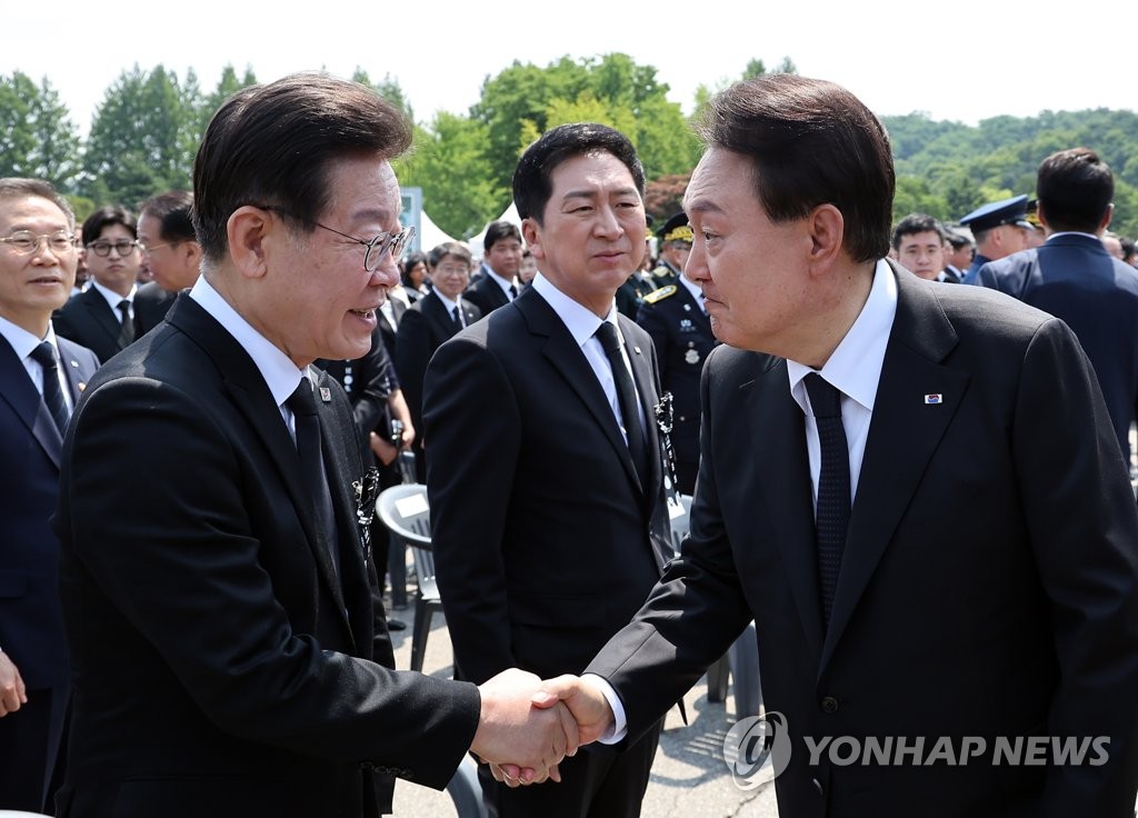 이재명 '민생 영수회담' 제안에 與 "뜬금없다" 野 "즉각 수용"