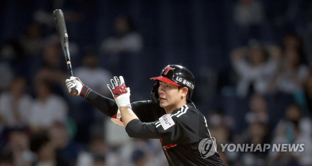 뜨거운 프로야구 타이틀 경쟁…페디·노시환·홍창기 3관왕 도전