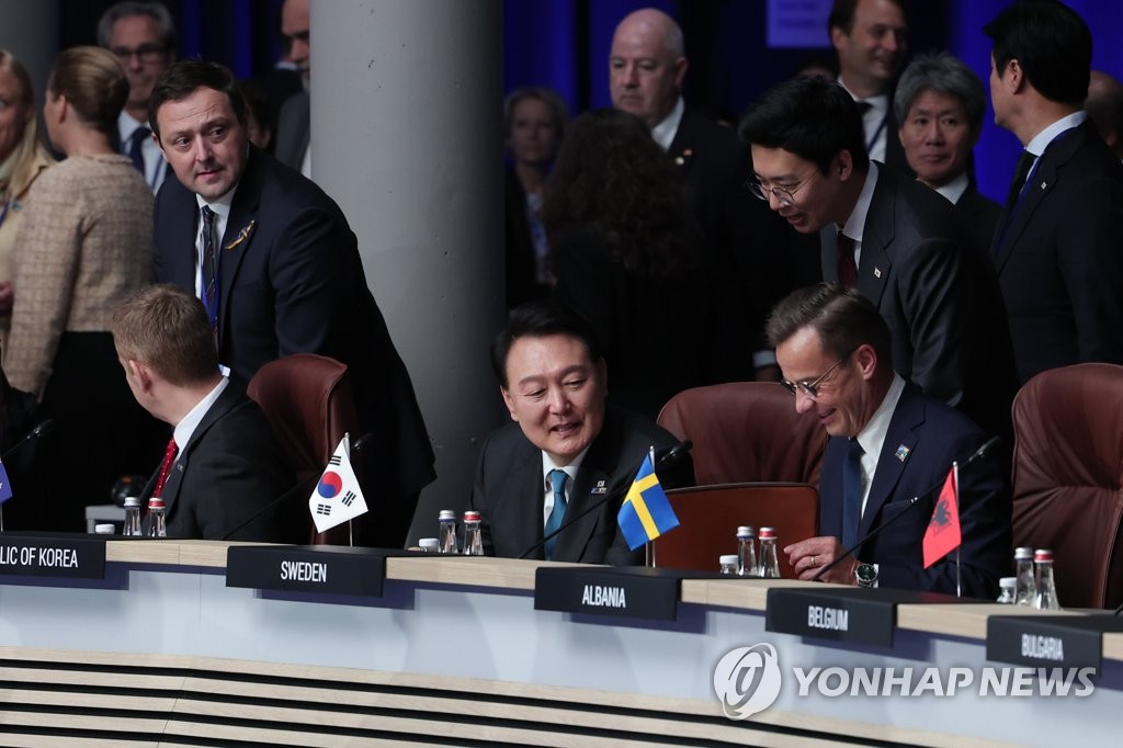 美고위당국자 "韓, 우크라 지원 나토 동맹국들 돕겠단 의사밝혀"