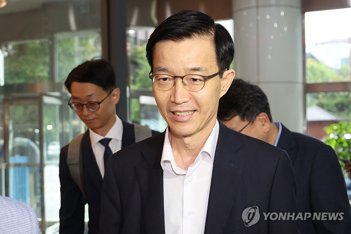 방문규 "오염수 방류, 우리 국민에 영향 거의 없어…IAEA 존중"