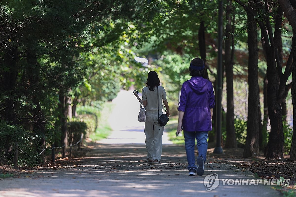 [내일날씨] 전국 가끔 구름…내륙 낮엔 늦더위 서울 30도