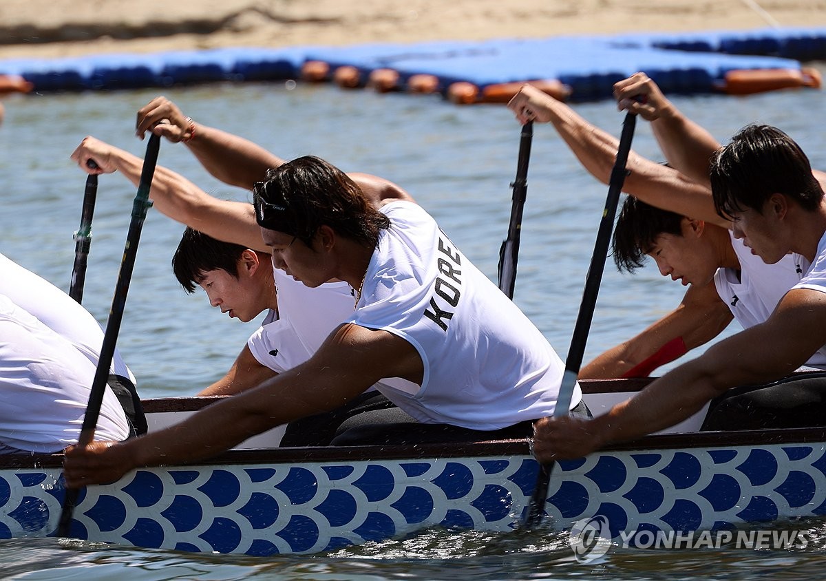 '따개비 배' 돌아본 카누 용선대표팀 "중국 텃세 걱정되지만…"