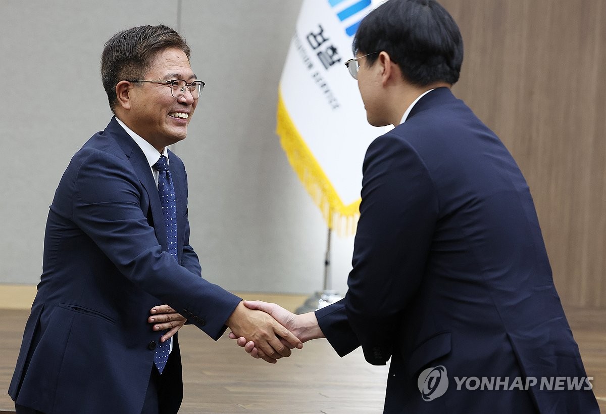 신봉수 수원지검장 취임 첫날 '사법방해' 직격…"엄정 대응해야"