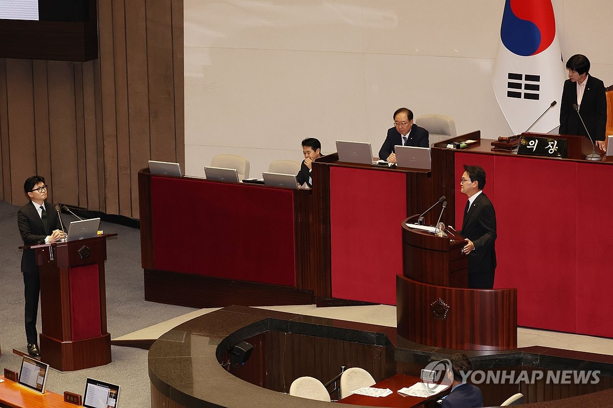 "野 죽음의 그림자", "尹탄핵"…고성·야유로 끝난 대정부질문 (종합2보)