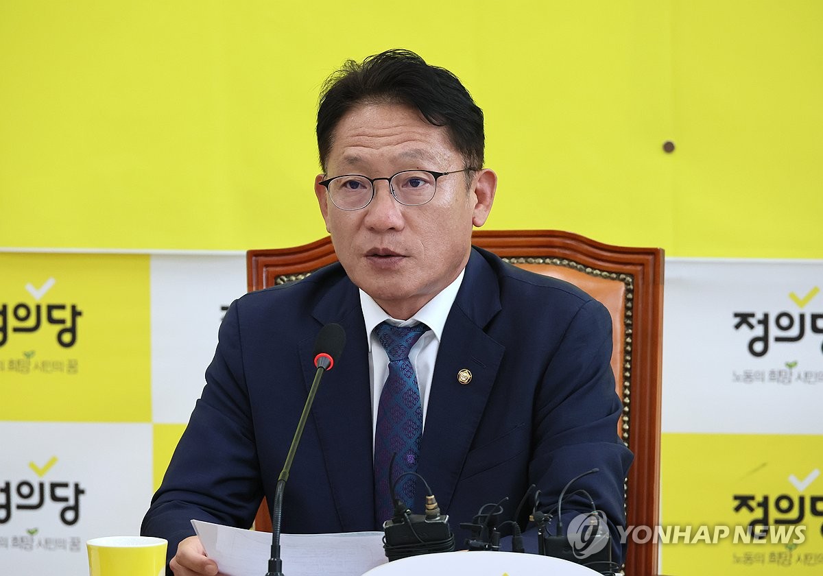 배진교, 비교섭단체 연설…'병립형 선거제도 회귀' 비판