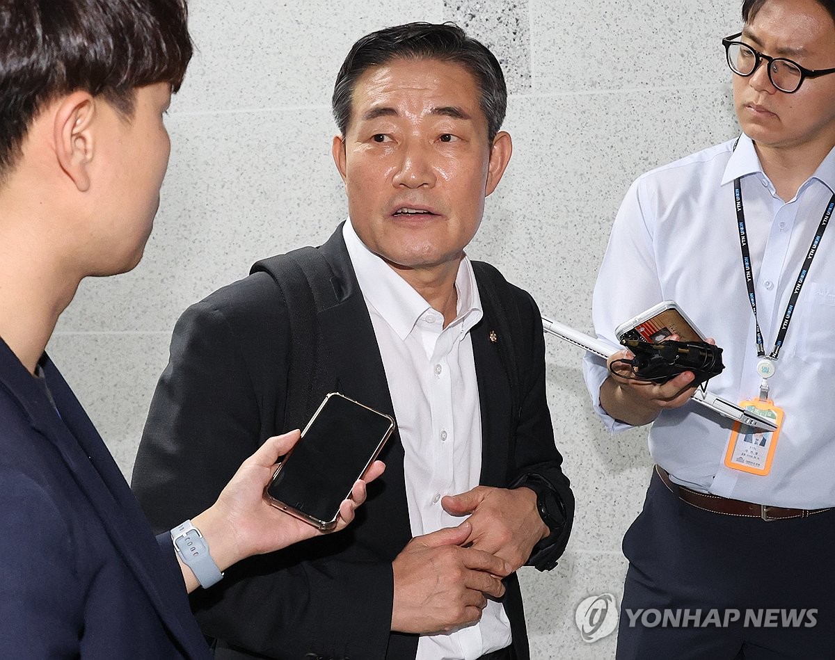 신원식 후보자 과거 발언 논란…쿠데타 옹호·채상병 사건 軍감싸기