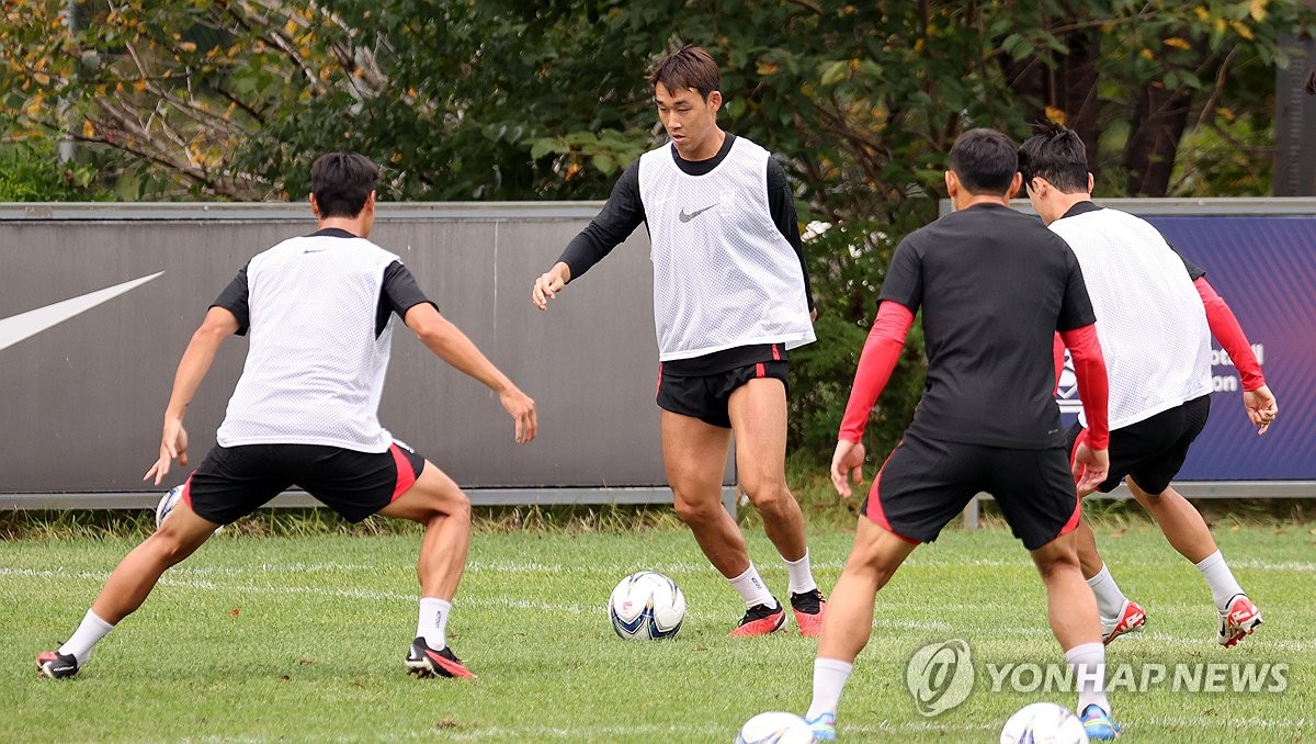 [아시안게임] 황선홍호, 이강인 오고 16강 가고…송민규만 터지면 된다