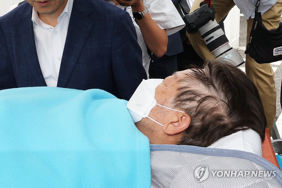 민주, 尹대통령의 '李 체포안' 재가에 격앙…"정적 죽이기"