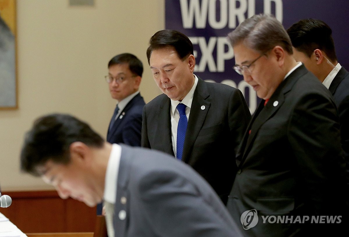 尹, 회담장 2곳 열고 닷새간 39개국 정상 대좌…"외교사에 처음"(종합2보)