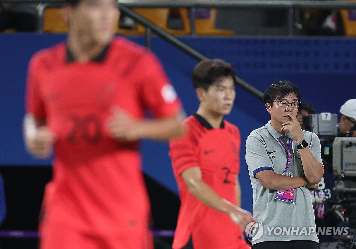 [아시안게임] '조 1위 16강' 황선홍 감독 "이강인 출전 계획, 밝히기 일러"(종합)