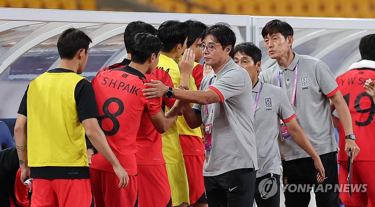 [아시안게임] 황선홍호, 이강인 앞에서 태국 4-0 대파…조 1위로 16강 확정(종합)