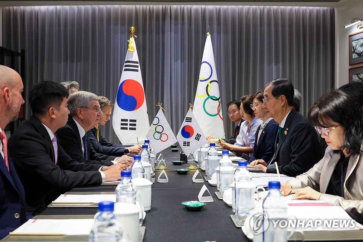 방중 한총리, 시주석·IOC위원장 면담 등 종일 외교행보