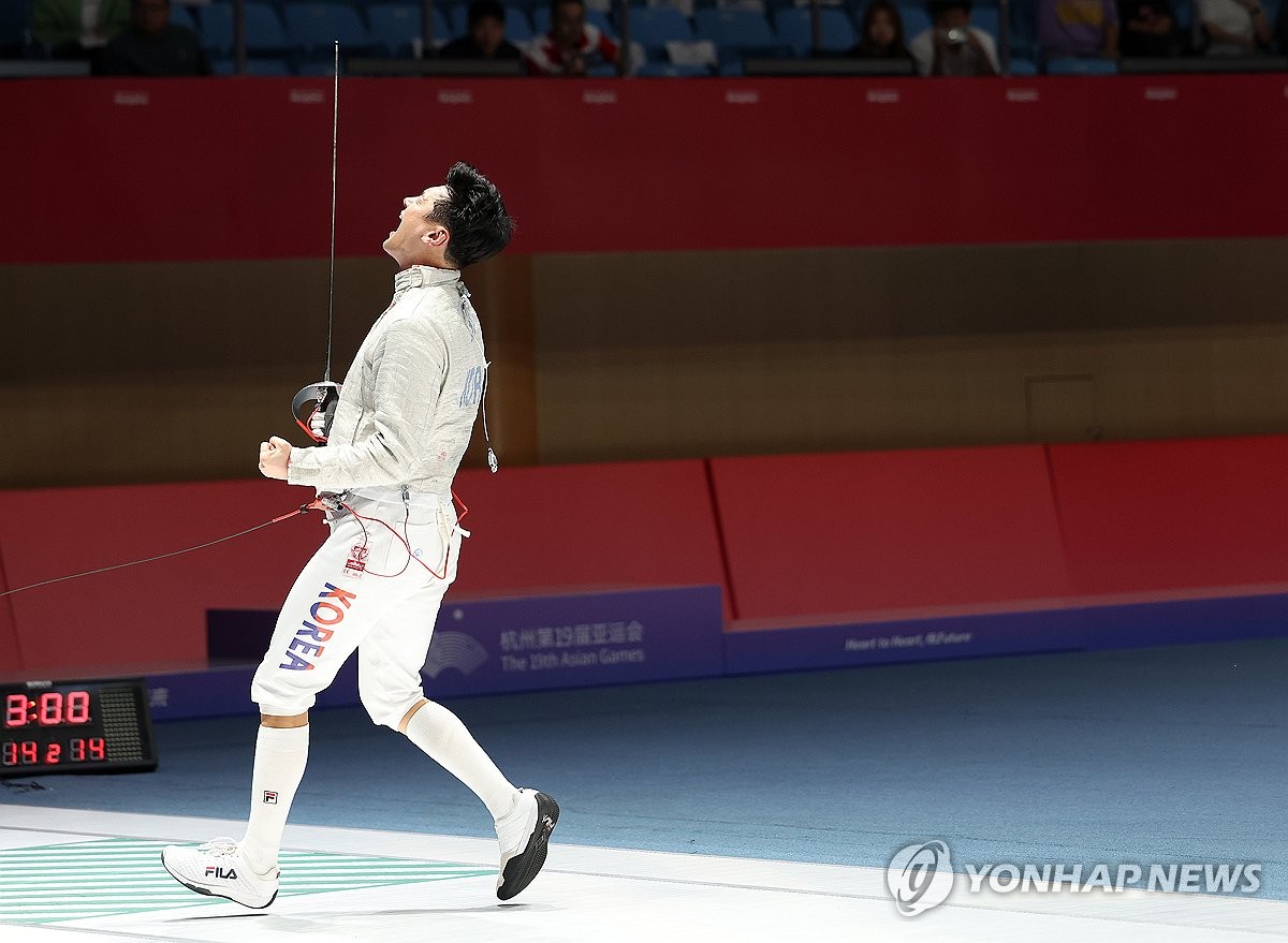 [아시안게임] 구본길·오상욱, 펜싱 남자 사브르 개인전 메달 확보