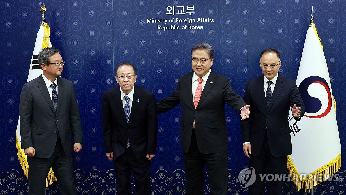 한중일, 오늘 서울서 '3국 정상회의 재개' 고위급 회의 개최