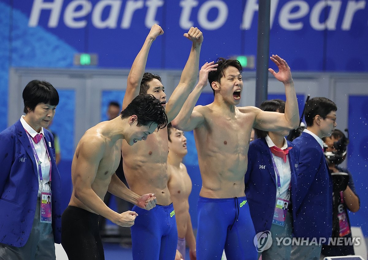 [아시안게임] 한국, 남자 계영 800ｍ 아시아신기록…단체전 사상 첫 금(종합)