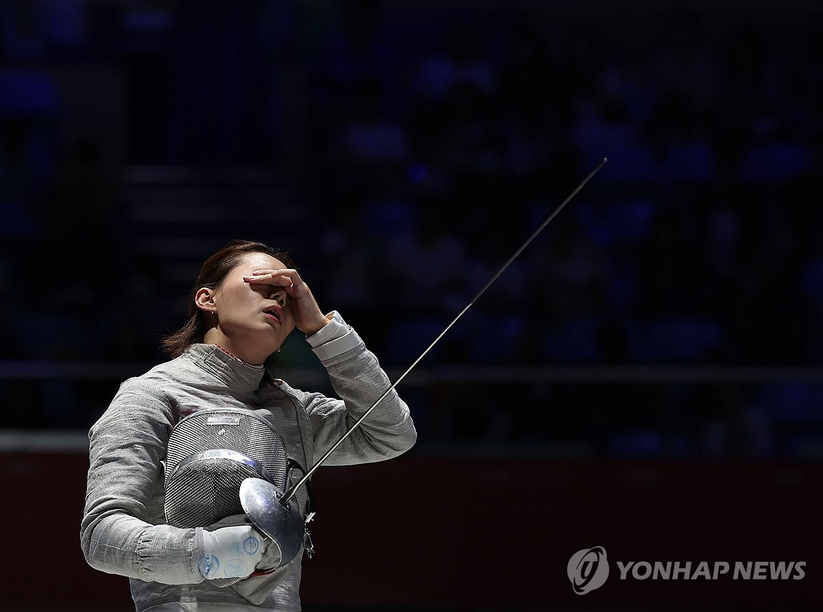 [아시안게임] 2관왕·단체전 3연패 놓친 윤지수 "후배들이 잘 끌어줬는데…"