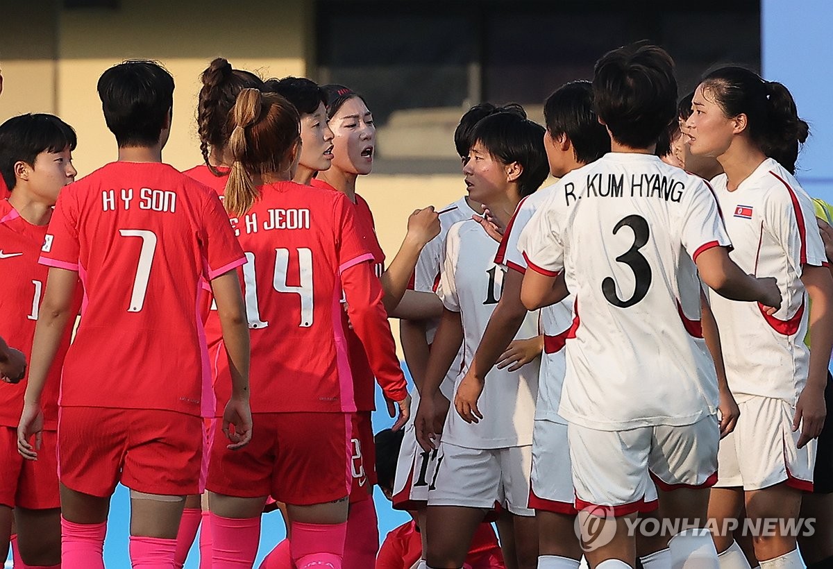 [아시안게임] 여자축구 지소연 "북한전, 이렇게 불공정한 경기 처음"