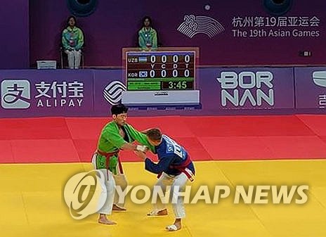 [아시안게임] 롤러 정병희 금메달…여자축구는 북한에 져 8강서 탈락