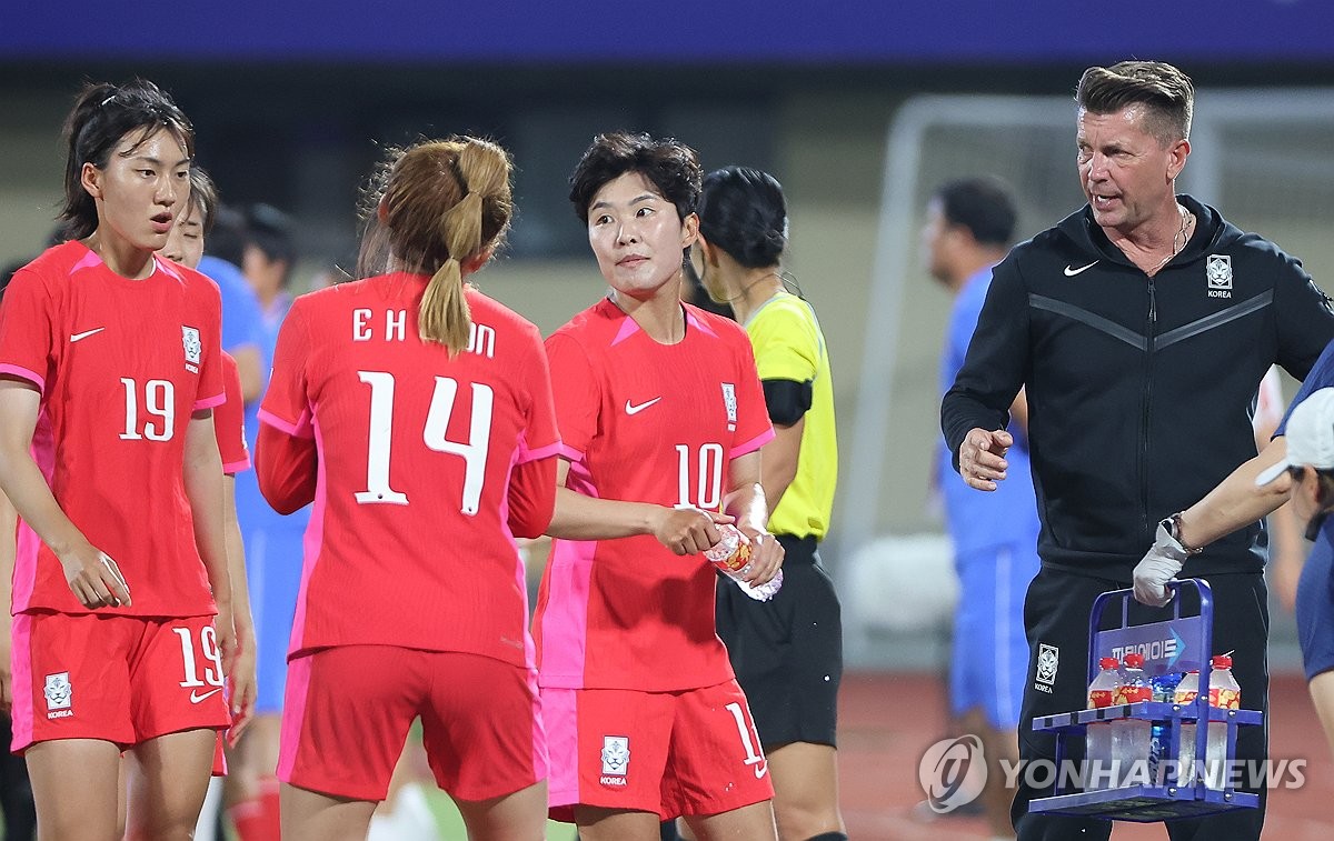 [아시안게임] 격노한 여자축구 벨 감독 "공정한 스포츠를 원한다…이건 아냐"(종합)