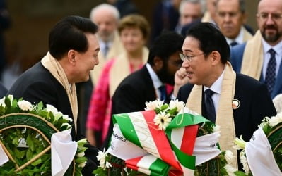 [속보] G20서 한일카지노 한국인…"한일중 회의 프로세스 잘 진행하자"