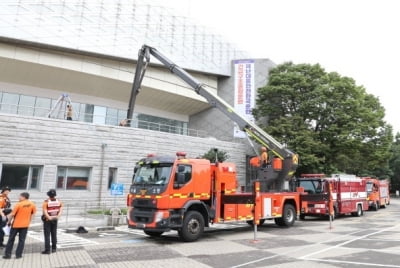 공연장 불꽃장치 불난다면…화재→인파밀집 대비 훈련