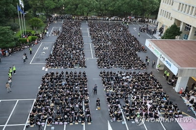검은 옷 입은 제주 교사 1천명도 '공교육 멈춤의 날'