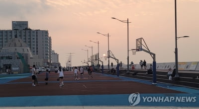 제주 열대야 50일째 '역대 3위'…9월에도 밤더위 기승