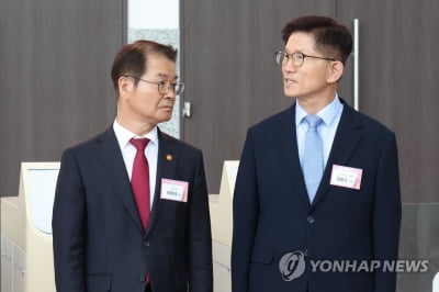 노동장관 "정부위원회 청년·미조직 노동자 등에 개방"(종합)