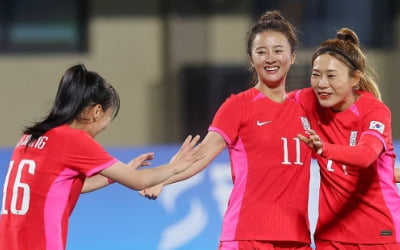 [아시안게임] 여자축구, 첫 경기서 미얀마에 3-0 완승…지소연 A매치 68호골