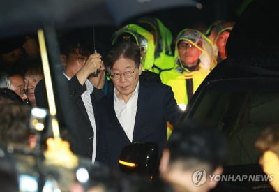 검찰 "이재명 관련 압수수색 36회"…야권 '376회' 주장 반박