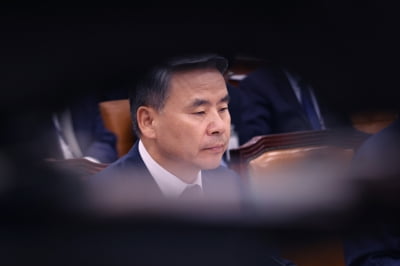 [속보] 민주, 이종섭 국방장관 탄핵 추진 않기로…"특검 관철"