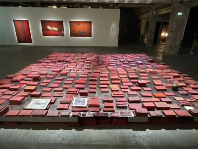 현대 미술의 수수께끼를 향유할 수 있는 키워드 <파리 ‘로라 라미엘’展>