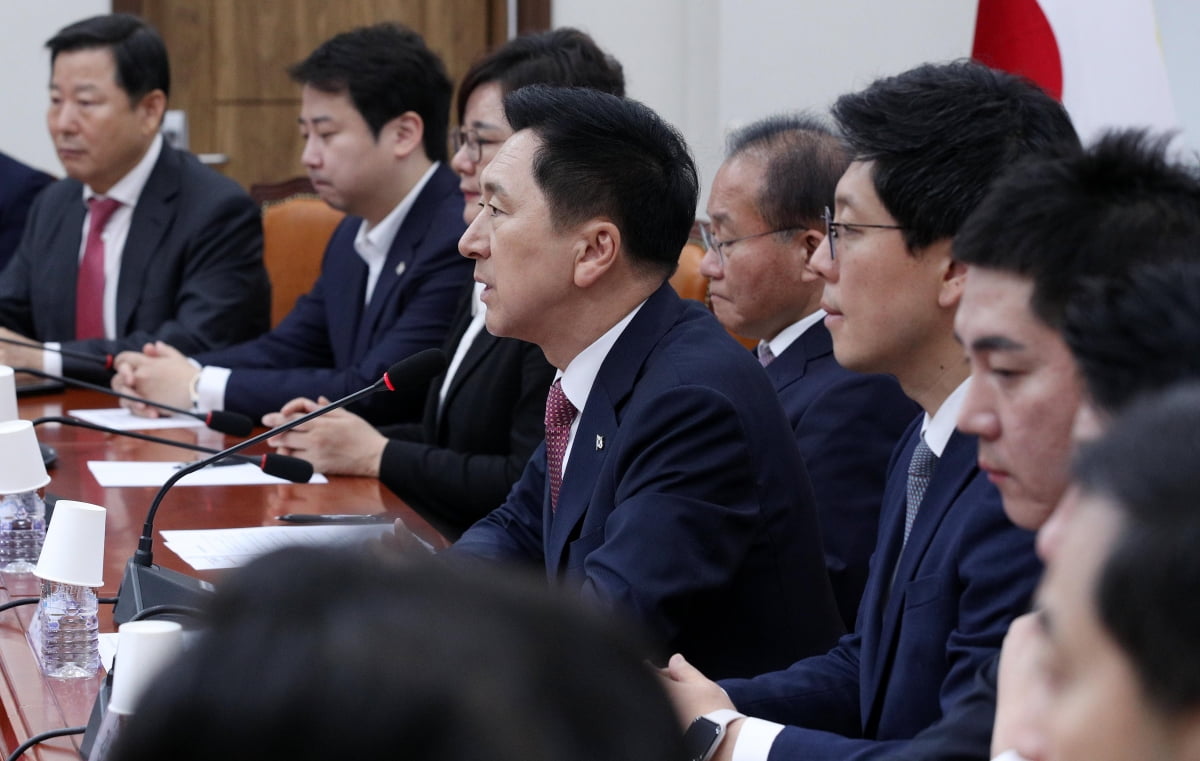 김기현 국민의힘 대표가 지난 12일 국회에서 열린 최고위원회의에서 발언하고 있다. /김병언 기자