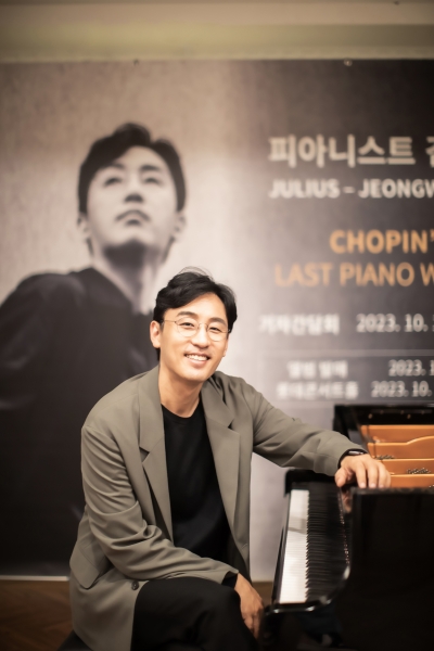 피아니스트 김정원, 20년 만에 조우한 쇼팽..."그의 '마지막 잎새' 그렸다" 