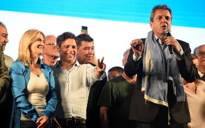 돌풍보다 안정 택한 아르헨티나, 여당 후보 대선 1위 '반전'
