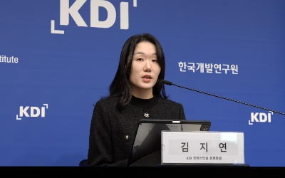 일하는 30대 여성 급격히 증가…이유 알고보니