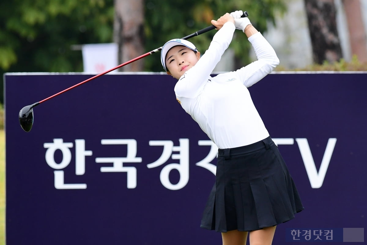 [상상인·한국경제TV오픈 2023] 고지원, '작은 체구지만 다부진 티샷'