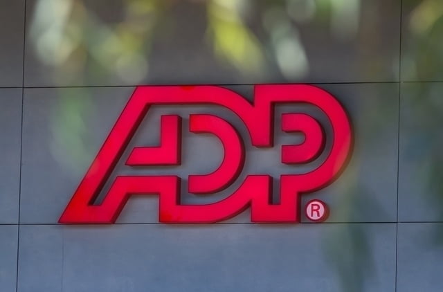 美 9월 ADP 비농업 고용 8만9000건…노동시장 적신호