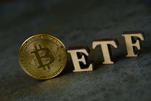 "코인텔레그래프 發 'ETF 승인' 거짓 트윗, 시장 관심 'ETF에 집중' 시사"