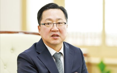 이장우 대전시장 "여의도 면적의 2배 産團 조성 성과…2025년 슬롯사이트기술 기반 일류경제도시 눈앞"