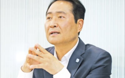 "서울시 행정에 메타버스·AI 적용…세계가 배우러 올 것"