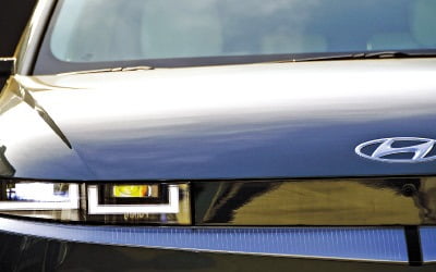  삼성 배터리 단 '현대 전기차' 유럽 달린다…탄력 받는 삼성·현대차 '電車 동맹'