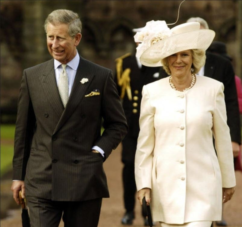 커밀라 왕비는 2005년 찰스 3세 영국 국왕과 결혼한 후에도 왕세자빈 칭호를 받지 못하다가 남편이 왕위에 오른 다음에야 공식적으로 왕비 칭호를 받았다. 사진=AP·연합뉴스