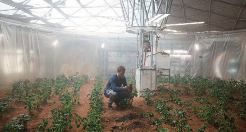 영화 '마션'에서는 화성에서 감자를 키우는 장면이 등장한다. ‘스마트 팜’ 기술로 구현 가능한 미래다. ⓒ이십세기폭스