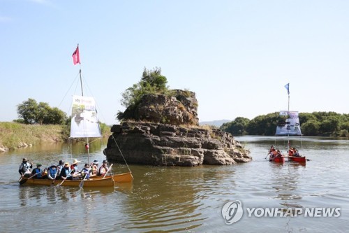 가을꽃·먹거리 나들이객 유혹…전국 가을축제로 물들다