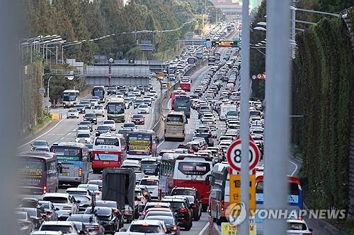 티맵 "올해 추석 당일 사용자, 하루 기준 역대 최다"