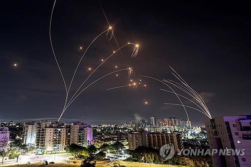 유엔, 이스라엘-하마스 전쟁 중단 촉구…적십자, 민간보호 호소