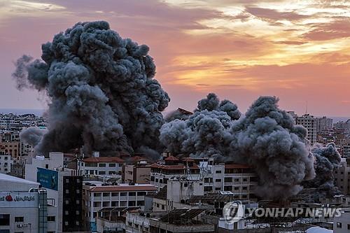 [이·팔 전쟁] 우크라전에 중동 불안까지 덮친 세계경제…"향후 유가가 좌우"